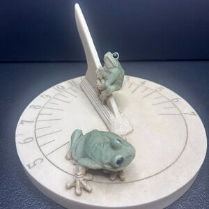 sundial - with frogs - home garden decor - 8" round / resin